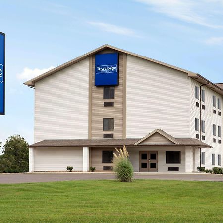 Travelodge By Wyndham Livonia Esterno foto